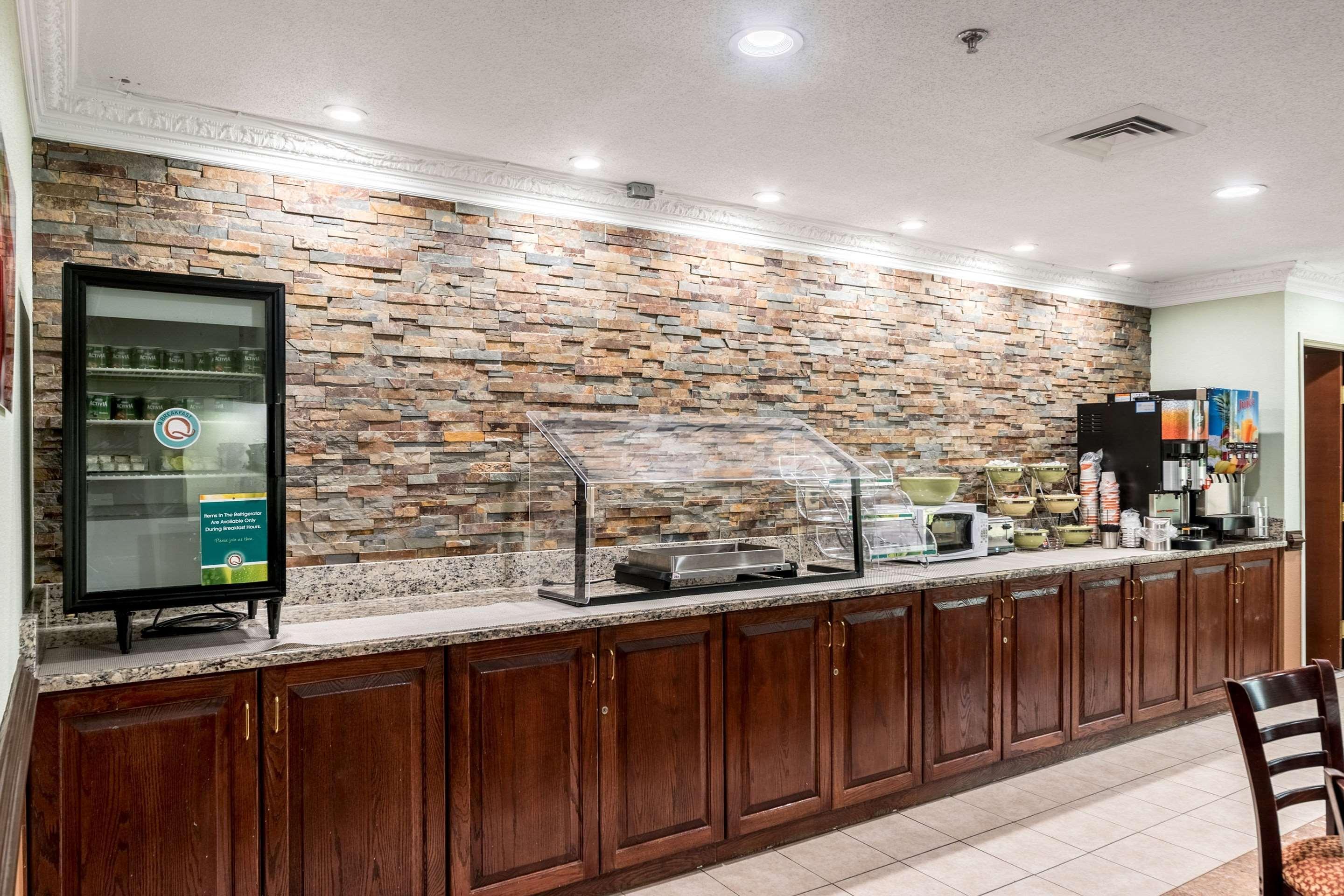 Quality Inn & Suites Clemmons I-40 Exterior foto