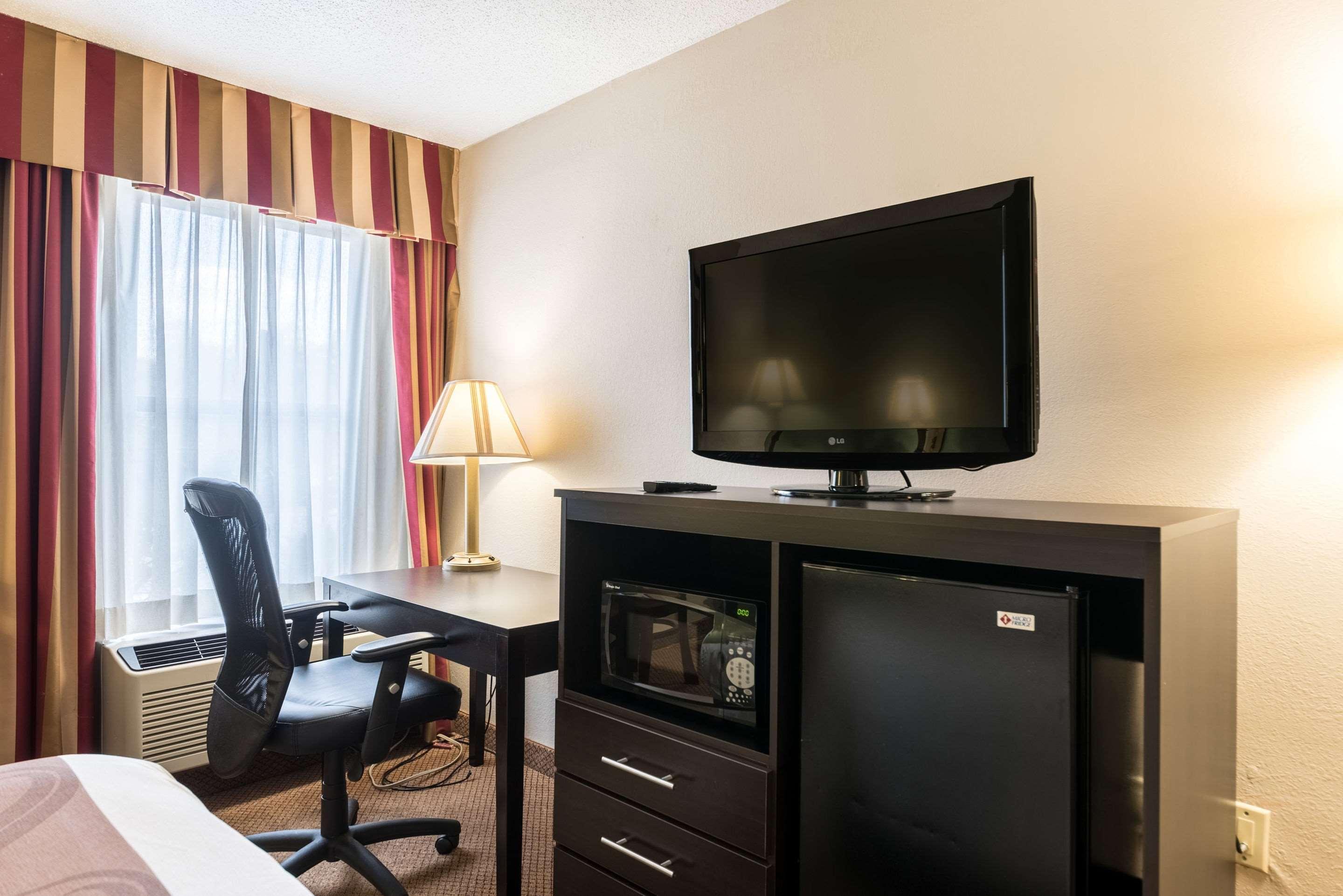 Quality Inn & Suites Clemmons I-40 Exterior foto